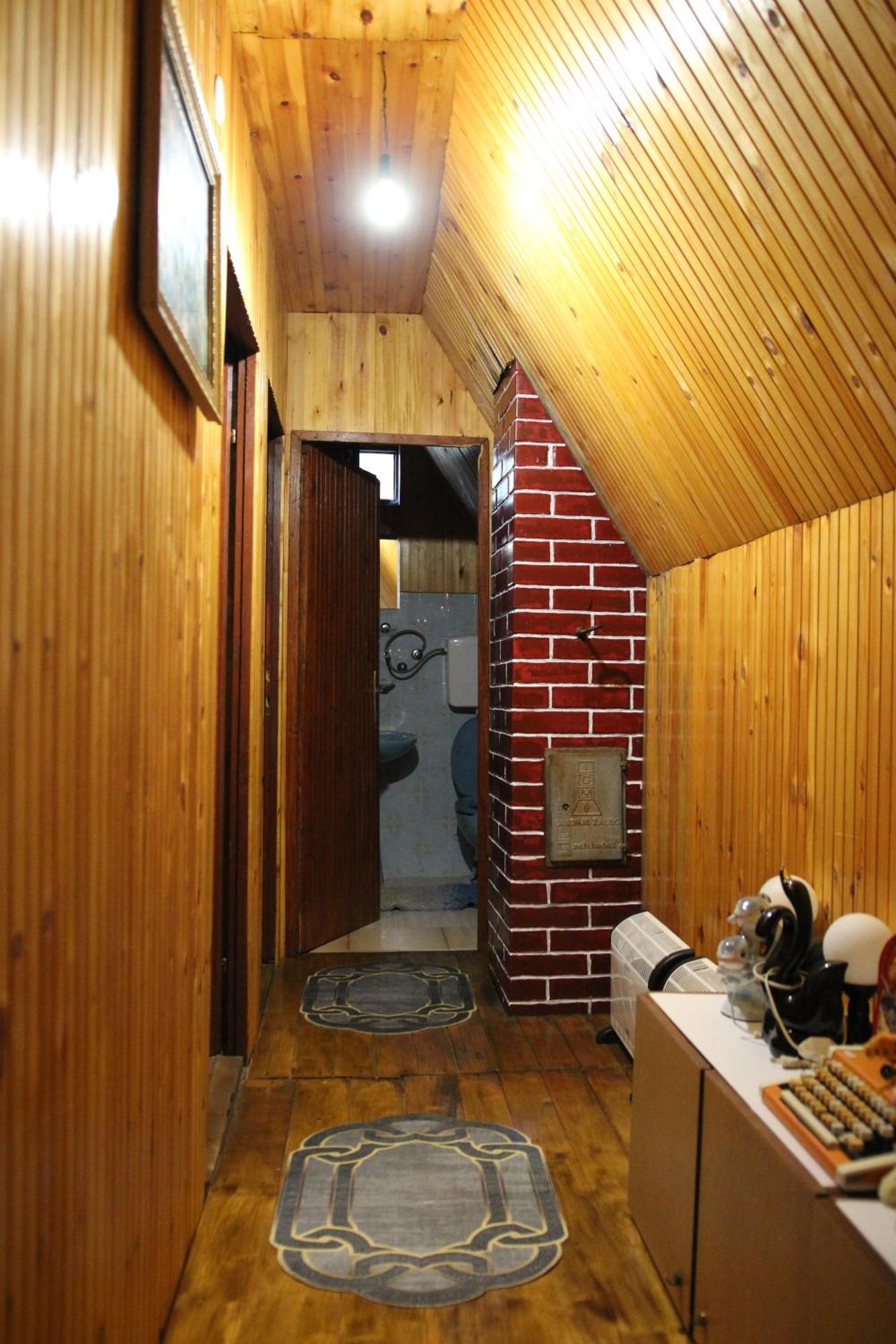 Vikendica "Oaza Mira" Villa Gacko ภายนอก รูปภาพ